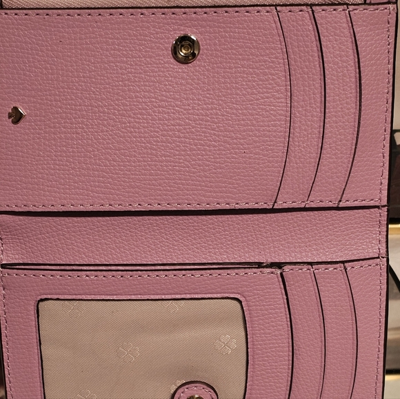 Kate Spade Leila Pebbled Leather Slim Bifold Bright Carnation Wallet - Picture 4 of 10